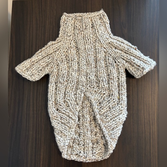 Handmade Knitted Dog Sweater – Size S–M - Picture 2 of 2